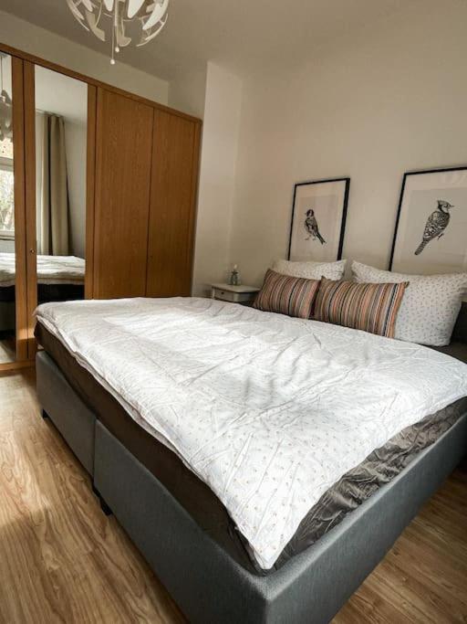 Gemuetliche Wohnung In Der Stadt 1 อาร์นชตัดท์ ภายนอก รูปภาพ